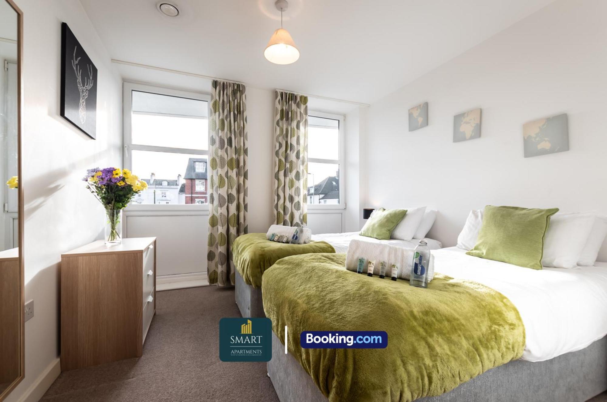 Spacious City Center Apartment By Smart Apartments Short Lets & Serviced Accommodation Apartment Southampton With Free Wifi 외부 사진