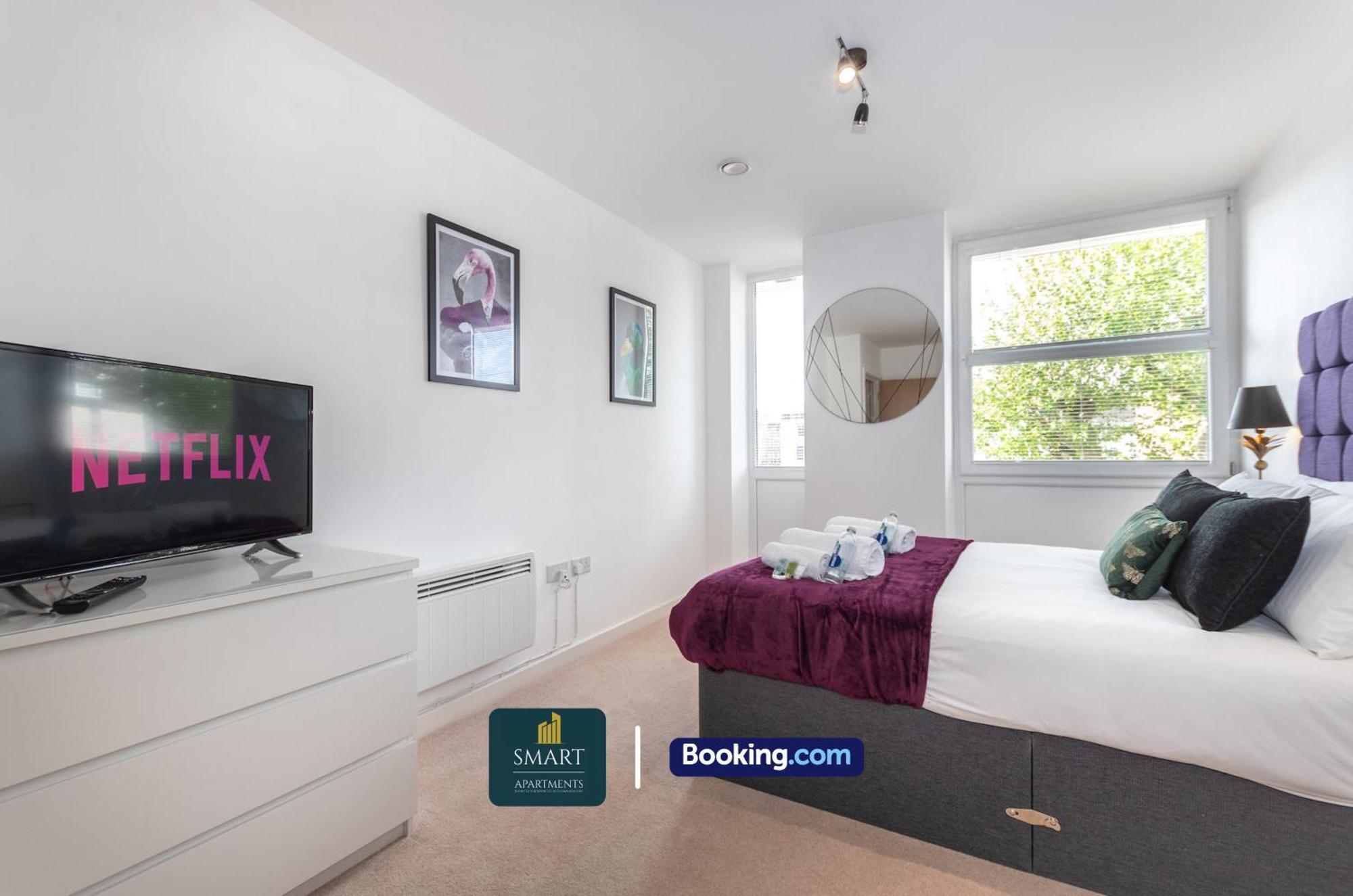 Spacious City Center Apartment By Smart Apartments Short Lets & Serviced Accommodation Apartment Southampton With Free Wifi 외부 사진